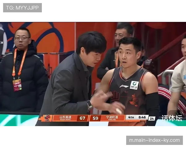 克里斯末节情绪失控吃违体,山东外援心态问题影响球队节奏 克里斯末节情绪失控吃违体,山东外援心态问题影响球队节奏